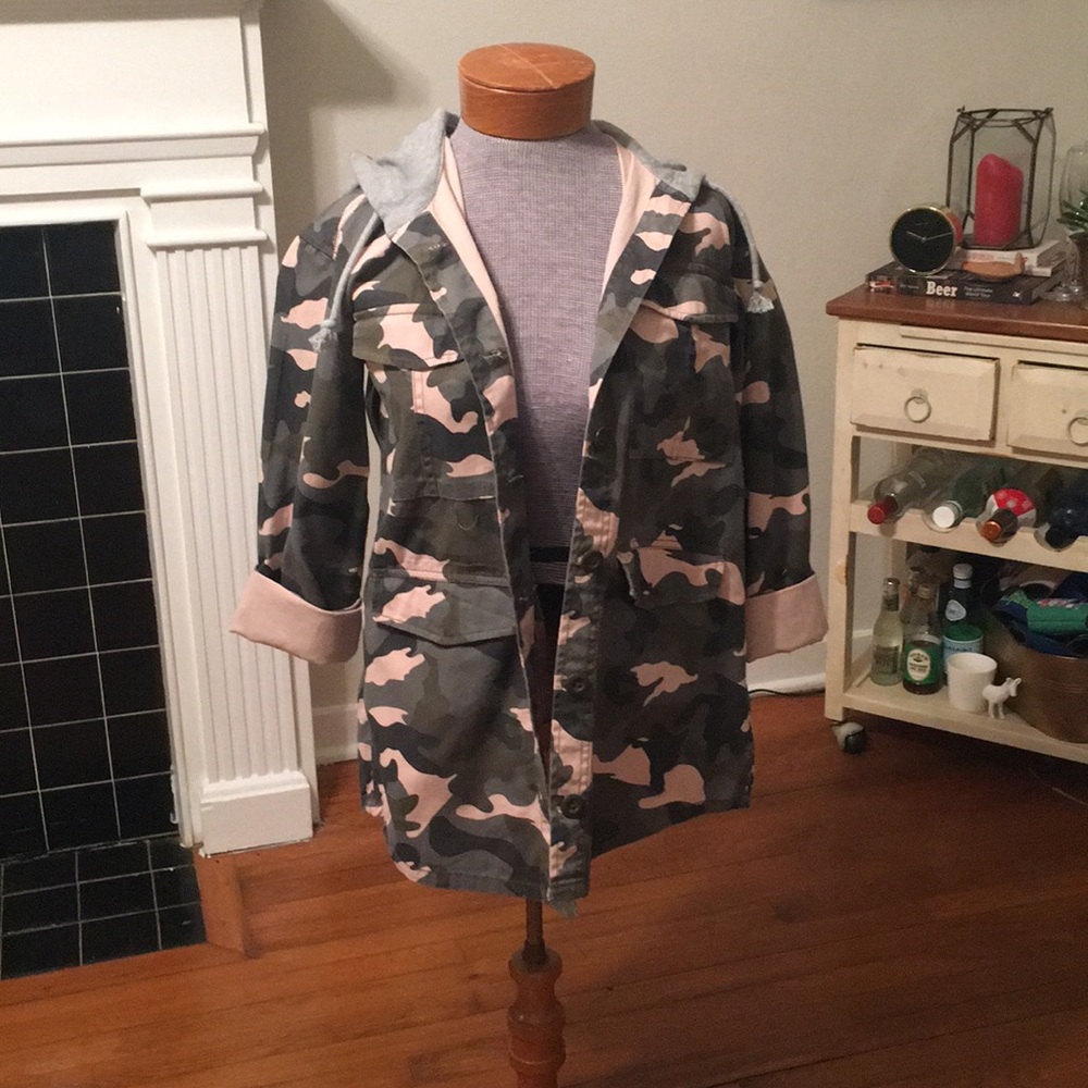 Camo and pink Jacket with hood